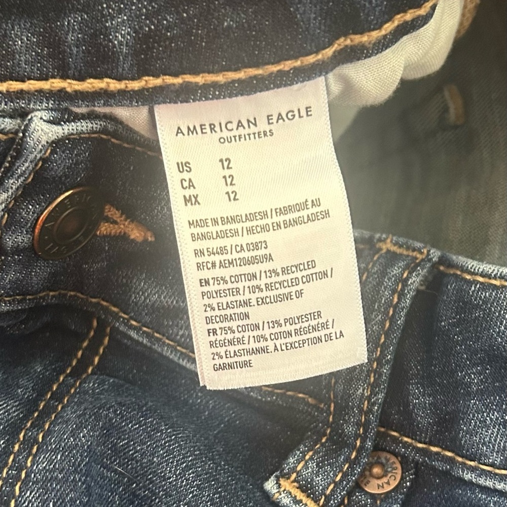 AE Midi Jean Shorts Size 12 - Picture 4 of 5